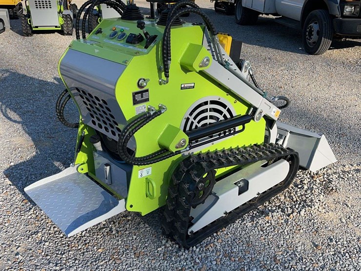 unused-mini-skid-steer-loader-image-4