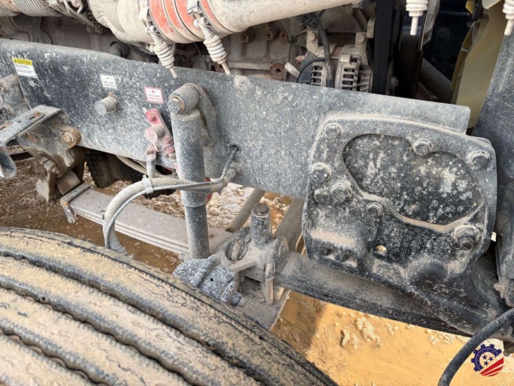 2021-western-star-4900ex-image-39