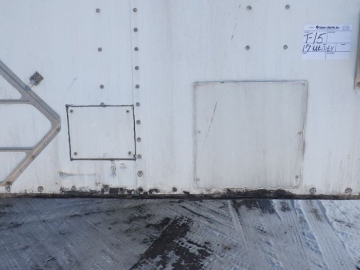 2017-utility-4000d-x-image-3