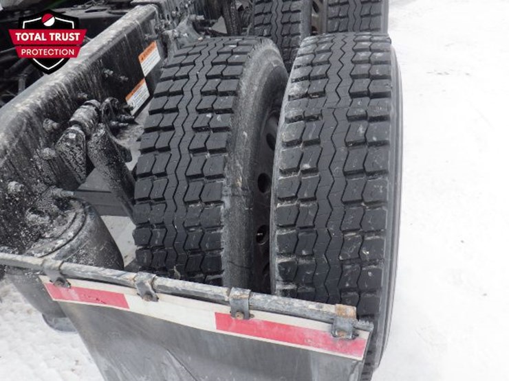 2021-freightliner-cascadia-116-image-6