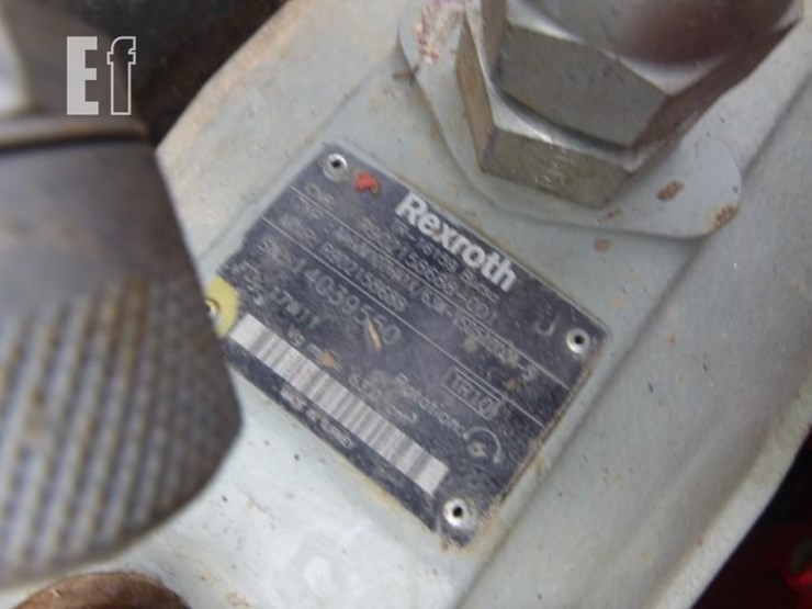 2018-bobcat-t770-image-25