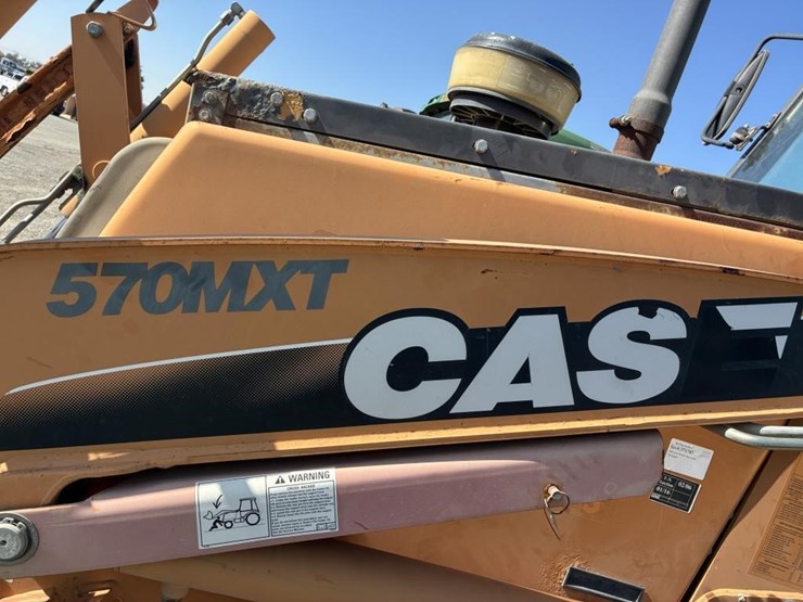 2009-case-570m-xt-image-11