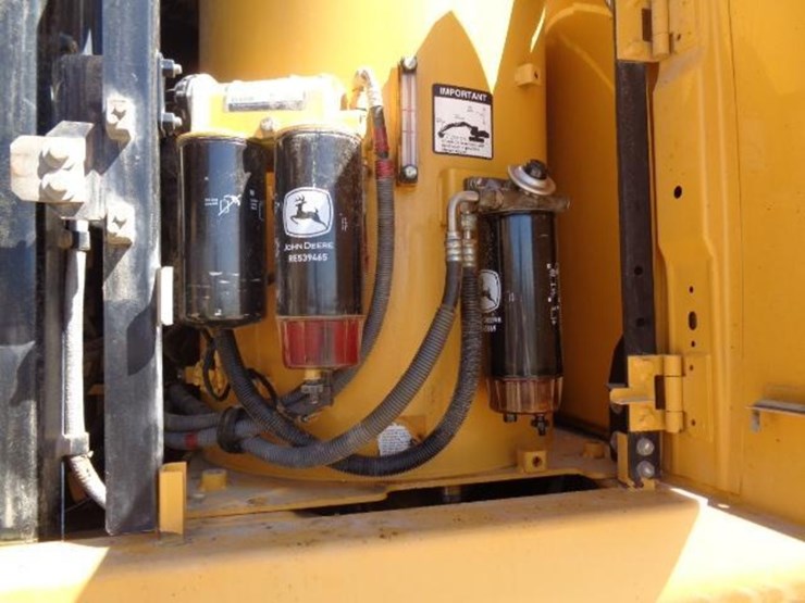 2015-deere-350g-lc-image-14