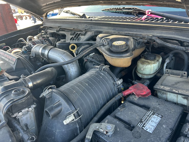 ford-f250-lariat-image-14