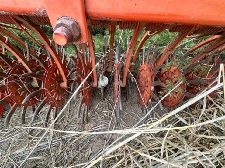 21'-3pt-rotary-hoe-image-3