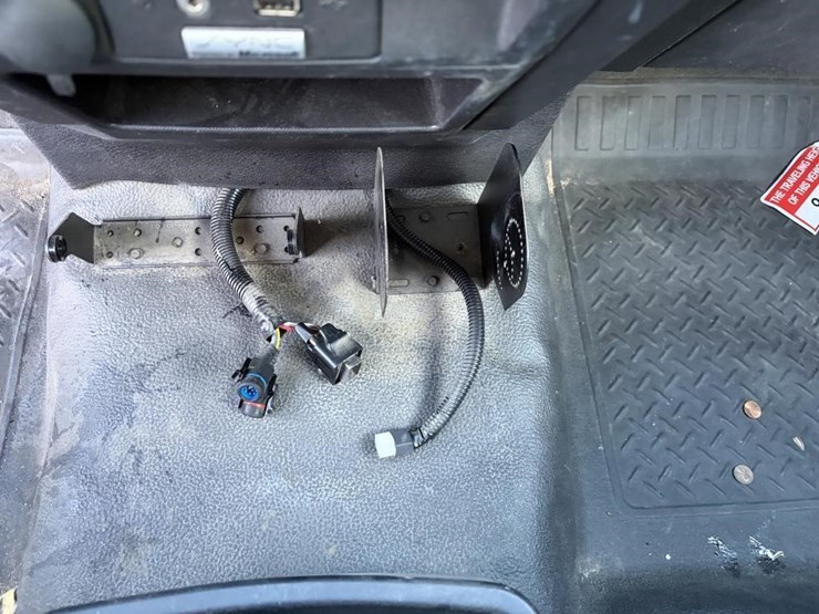 2014-ford-f150-image-13