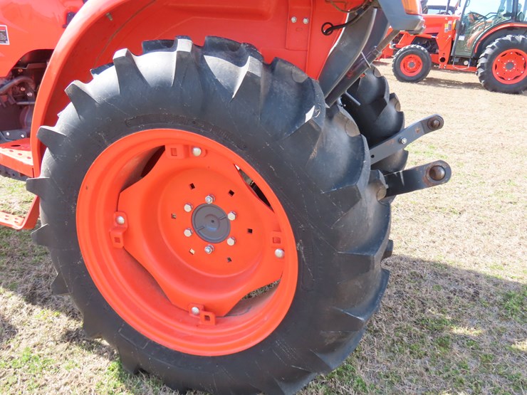 2016-kubota-l3301-image-11