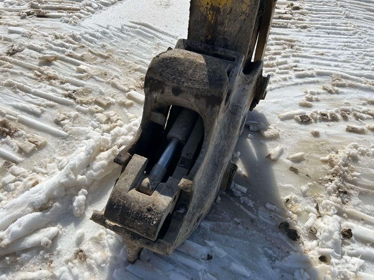 2013-komatsu-pc200-lc-8-image-23