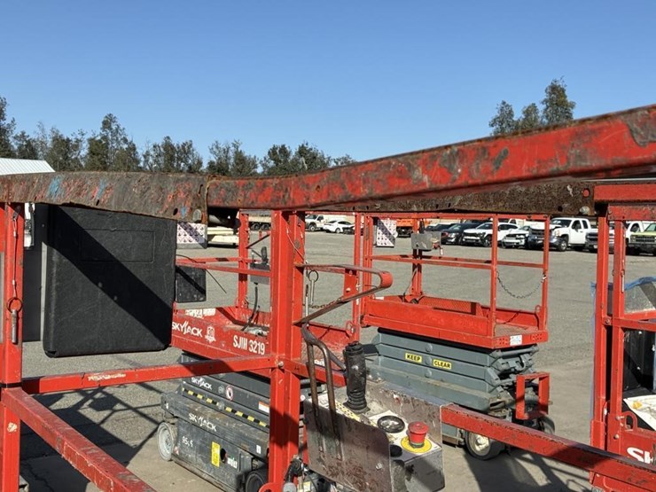 skyjack-sjiii3219-image-16