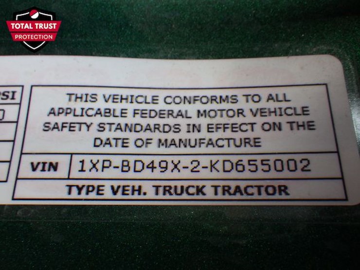 2019-peterbilt-579-image-18