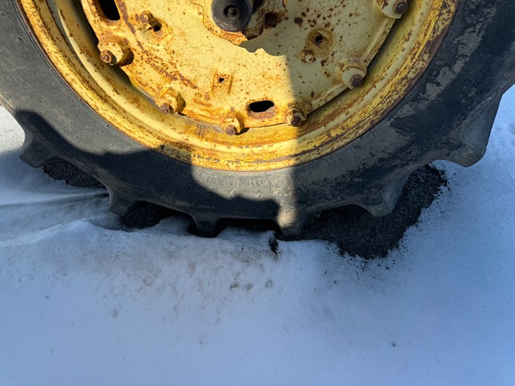 john-deere-4020-image-28