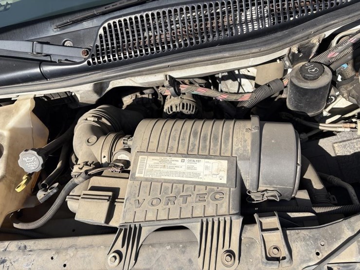 2006-utility-van-image-6