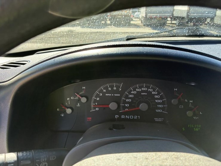 2003-ford-expedition-xlt-image-15