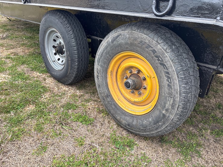 #32200-•-23ft-flatbed-trailer-with-dovetail-|-no-title-image-6