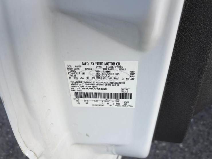 2010-ford-f150-image-38