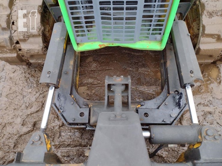 2000-komatsu-d21p-image-15