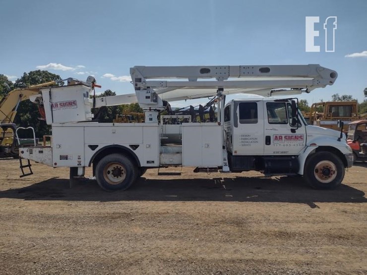 2008-international-durastar-4300-image-3