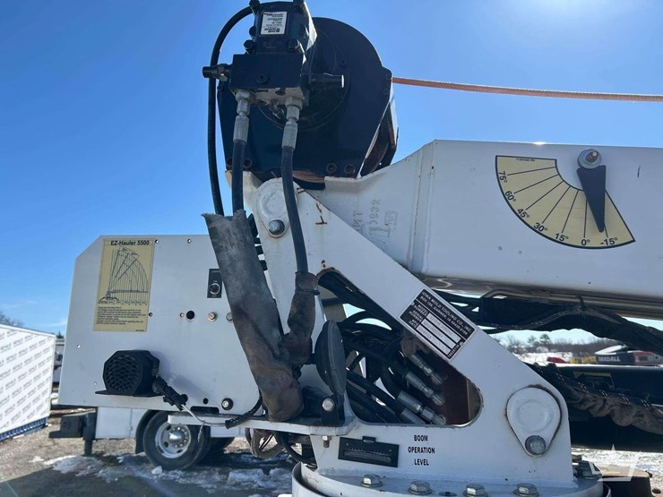 2012-sdp-ez-hauler-5500-image-15