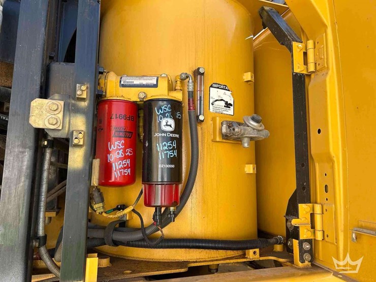 2015-john-deere-350g-excavator-image-11