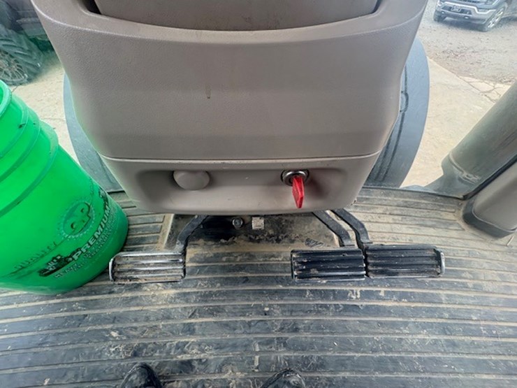 john-deere-8320r-image-67