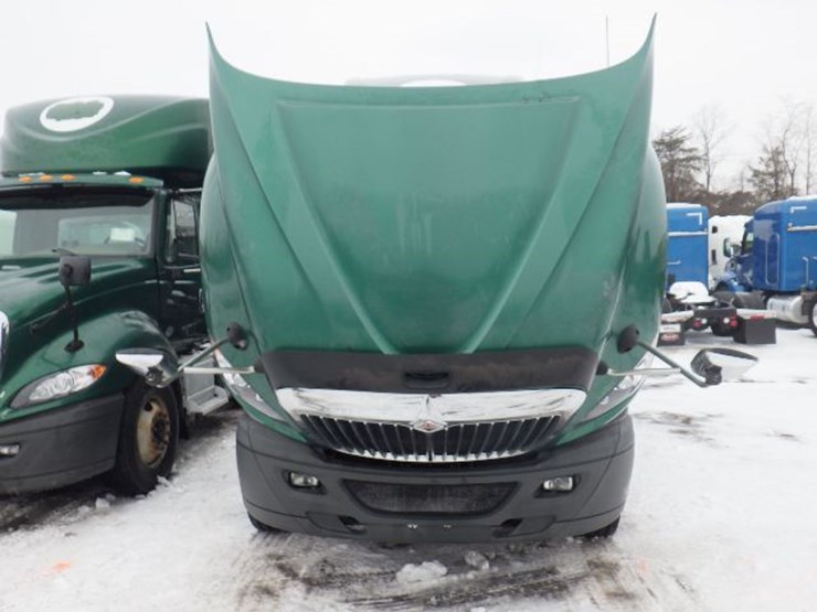 2015-international-prostar-image-26