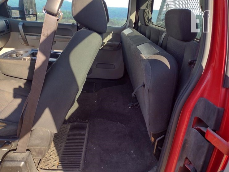 11-chevy-1500-truck^title^-image-17