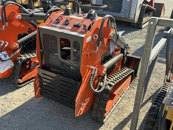 2025-sdlool-sl36c-skid-steer-loader-image-3