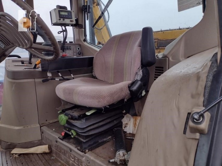 2010-john-deere-7130-image-16