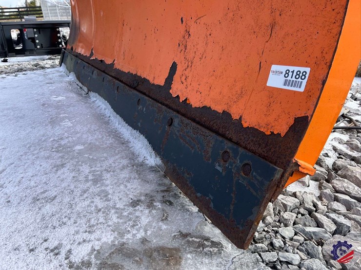 monroe-11’-snow-&-ice-plow-image-8