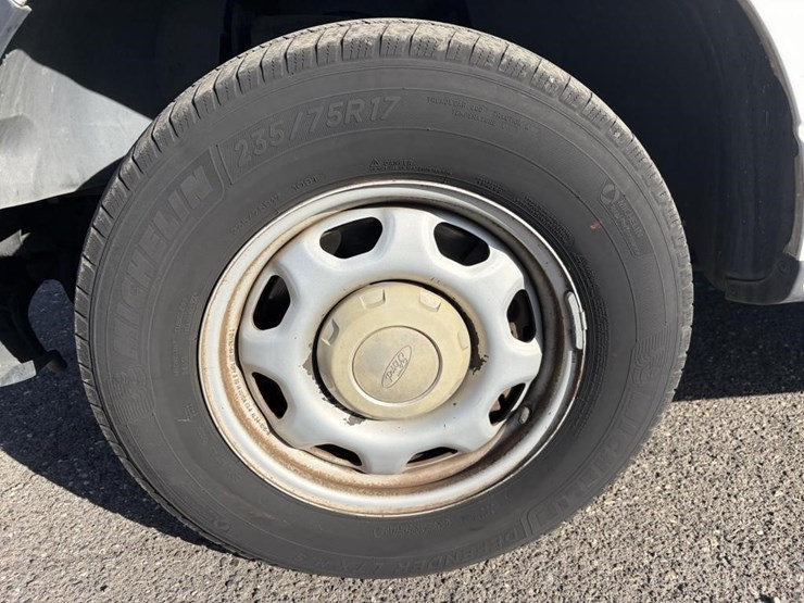 2014-ford-f150-image-28