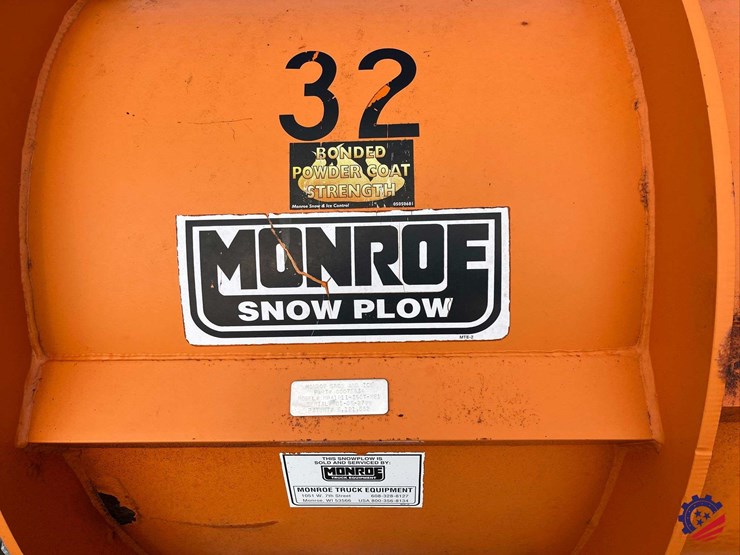 monroe-11’-snow-&-ice-plow-image-14