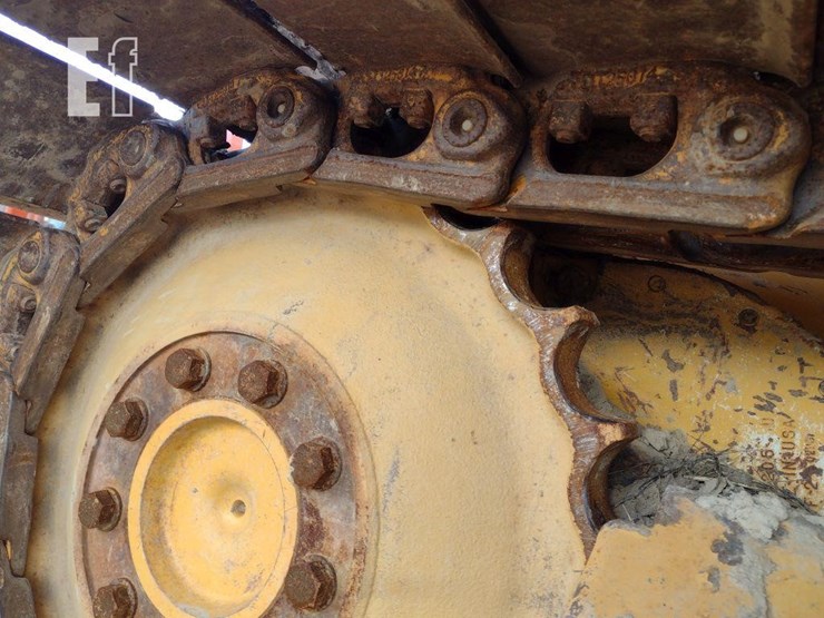 2020-deere-450k-image-24