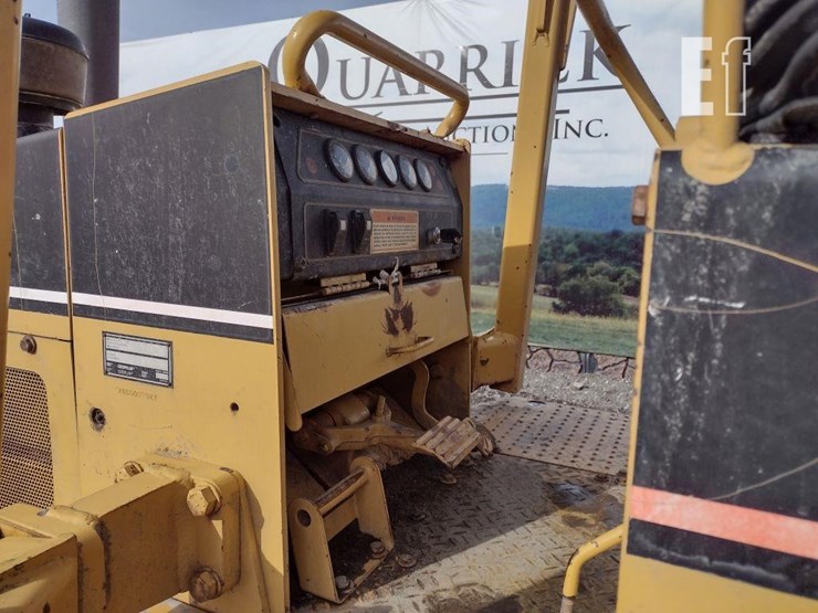 1998-caterpillar-d4c-xl-image-11