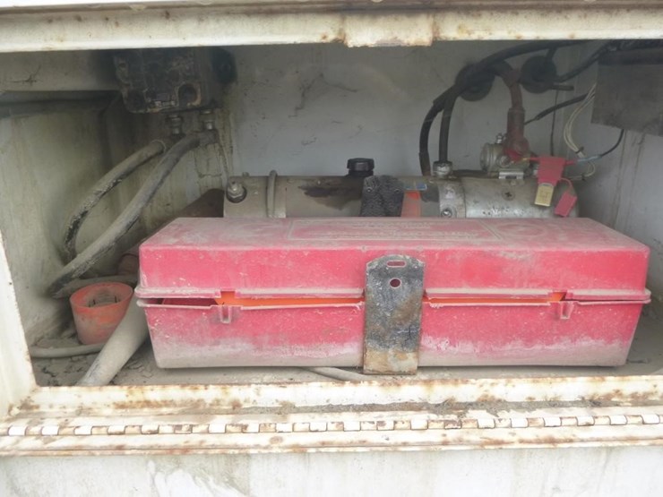 2008-ford-f550-image-21