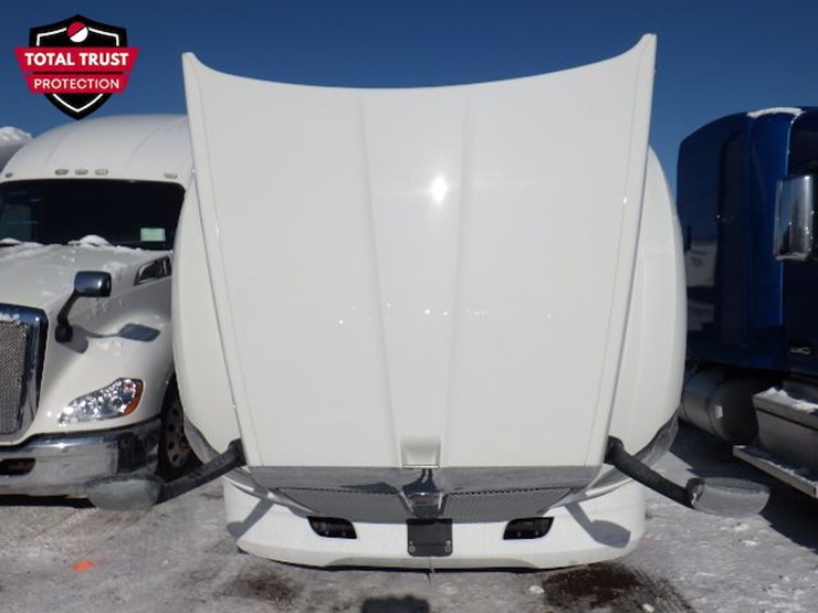 2020-kenworth-t680-image-27