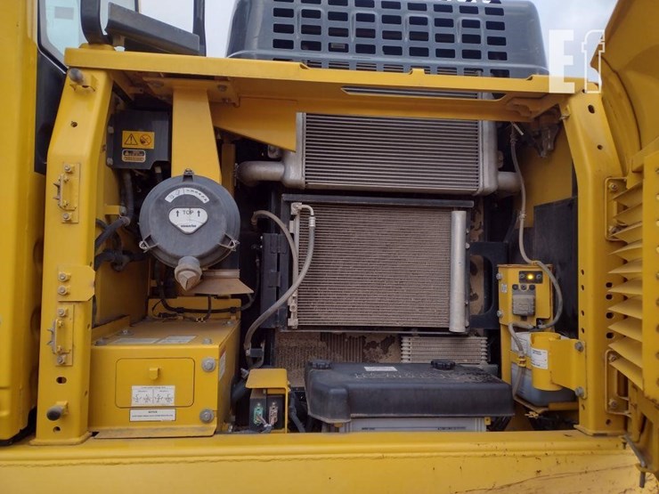 2021-komatsu-pc170-lc-11-image-43