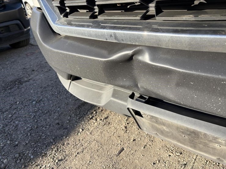 2018-chevrolet-silverado-1500-image-31