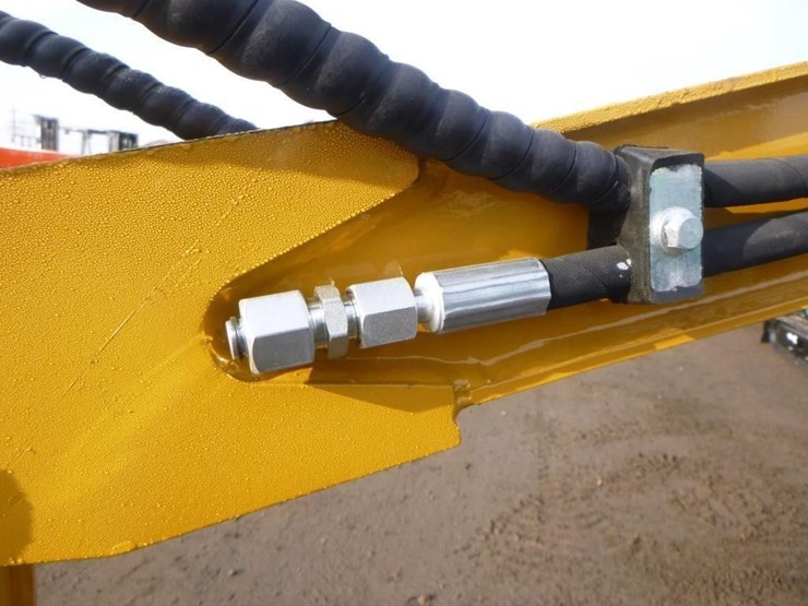 agt-mx12rx-hydraulic-excavator-image-14