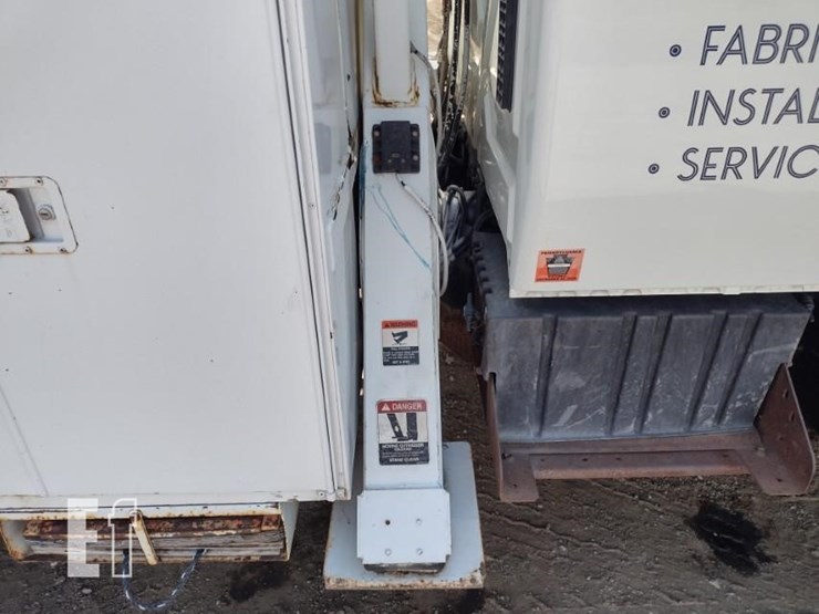 2008-international-durastar-4300-image-36