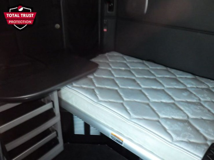 2024-kenworth-t680-image-20