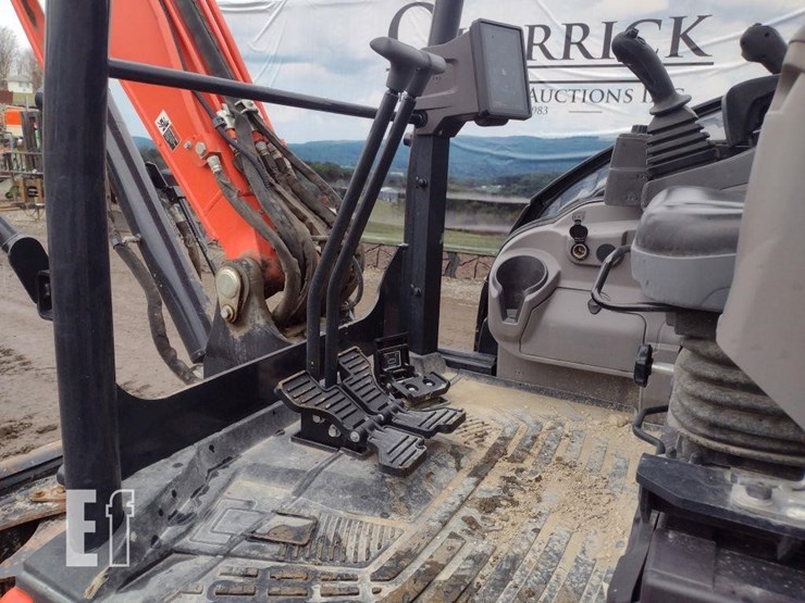 kubota-kx057-5-image-11