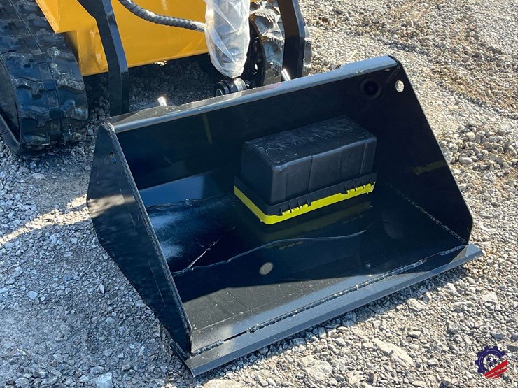 2026-agt-mx-mrt14-compact-track-loader-mini-skid-steer-image-12