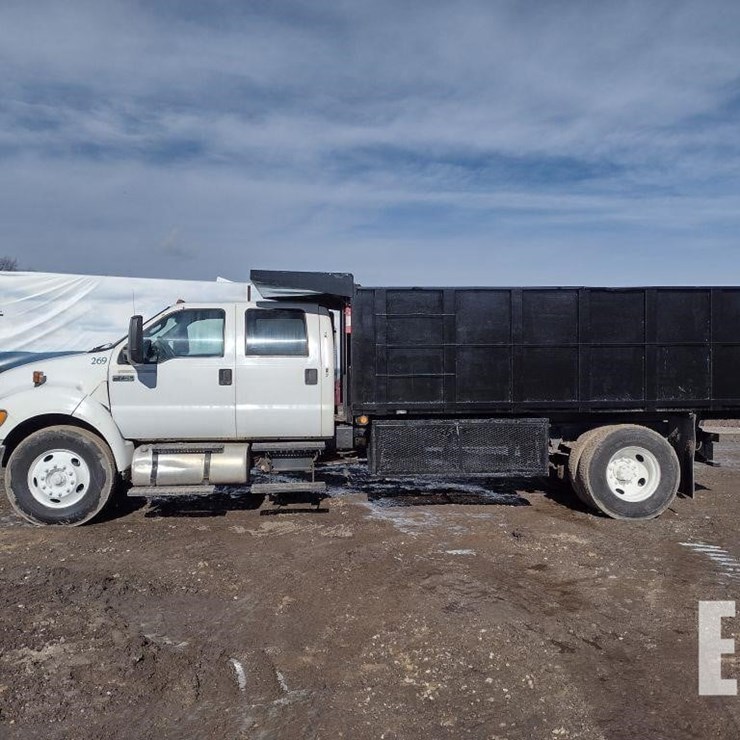 15 FORD F750 DUMP TRUCK^TITLE^