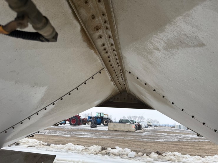 2013-timpte-hopper-bottom-image-22