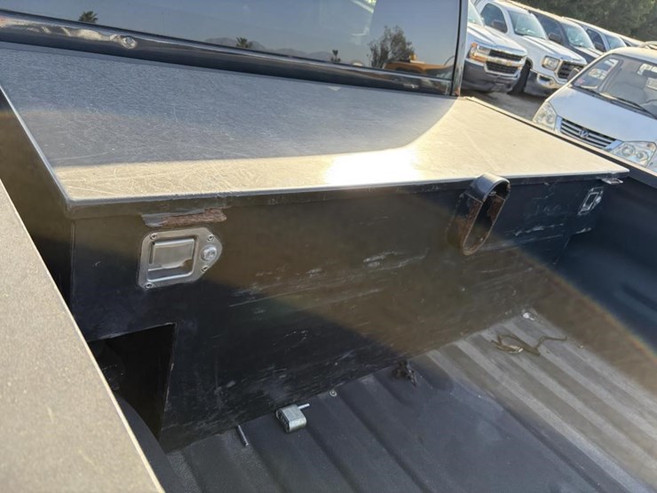 2015-dodge-ram-2500-image-25