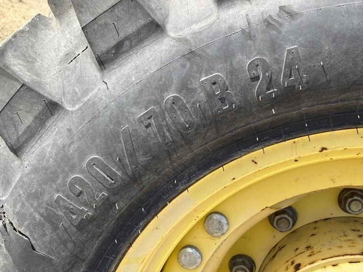 2005-john-deere-7220-image-17