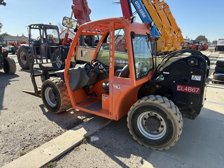 2015-jlg-g5-18a-image-4