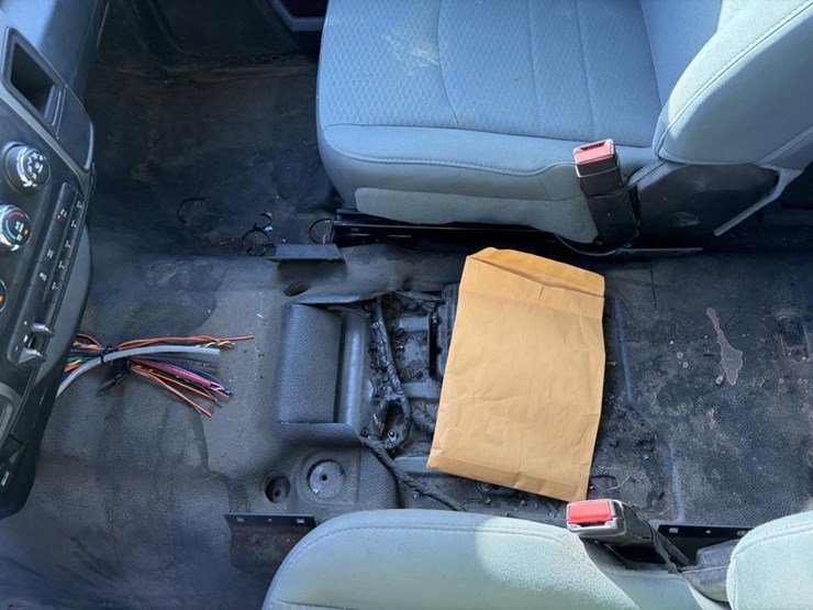 2015-dodge-ram-2500-image-14