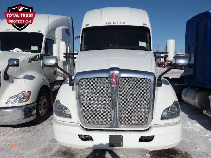 2020-kenworth-t680-image-2