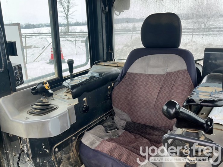 2014-komatsu-d61pxi-23-image-26